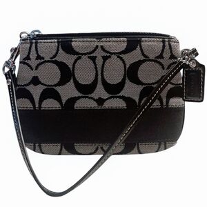 NEW Coach Classic Signature Monogram Black/Grey Wristlet.